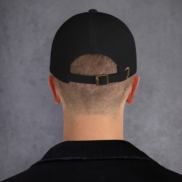 SIM83 - Dad hat