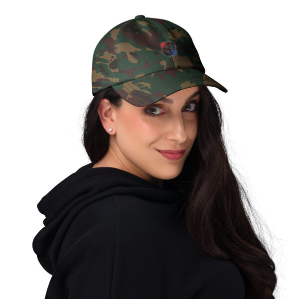 SIM83 - Dad hat